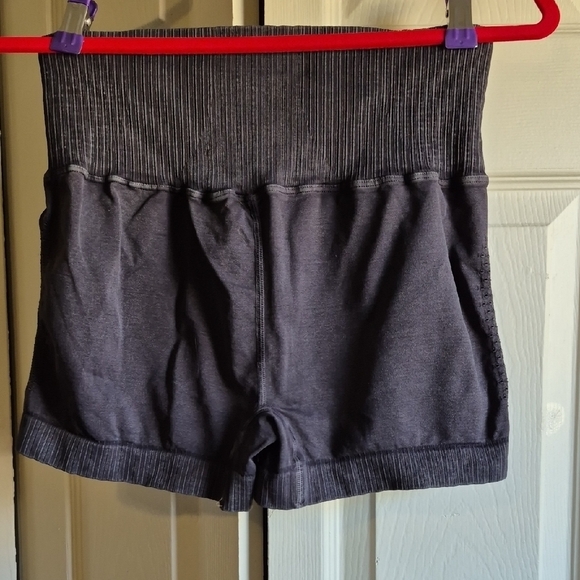 Free People Movement Good Karma Running Shorts size M/L NWOT Black Wash - Picture 6 of 7